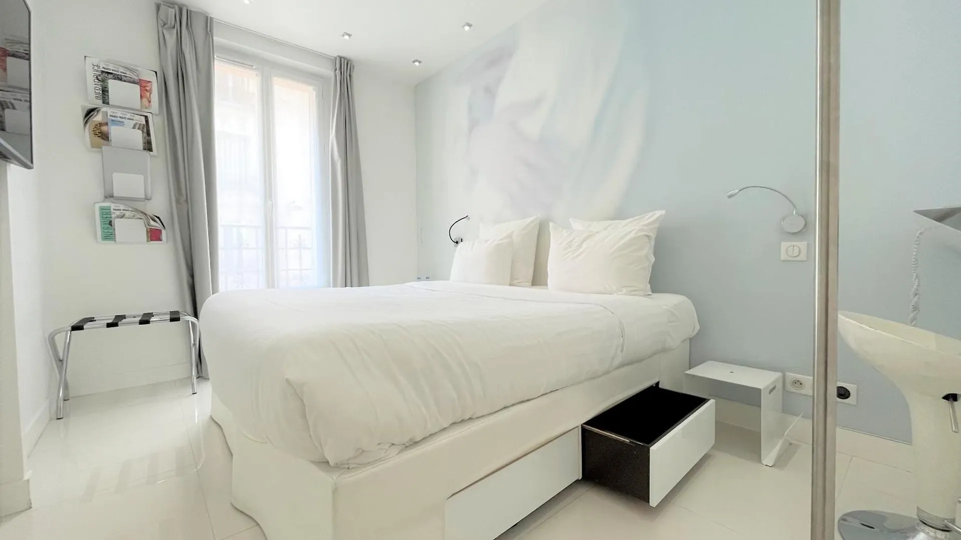 Blc Design Hotel Parigi 3*,